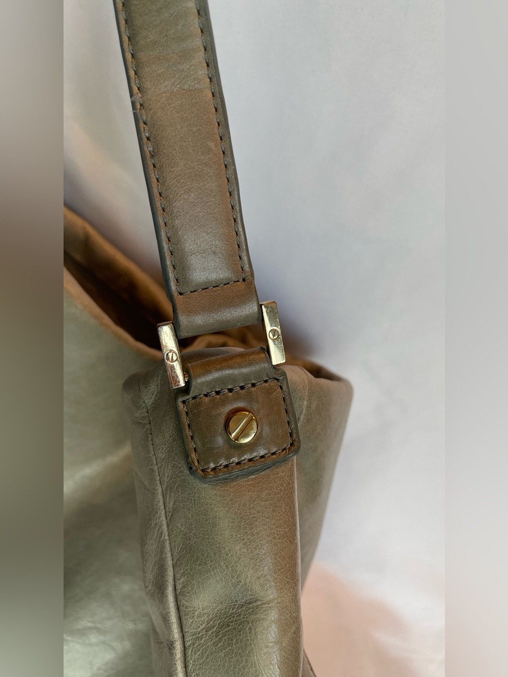 Tory Burch Olive Green Leather Hobo Bag - Picture 11 of 11